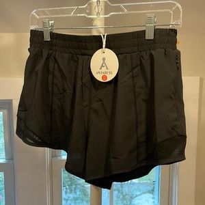 NWT anrabess athletic shorts, size medium
